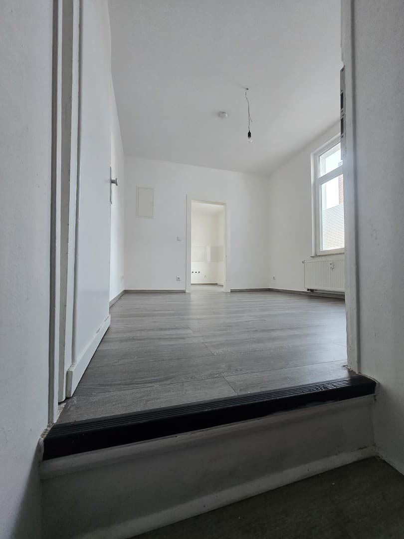Ruhige helle 2-Zimmer-Wohnung im 1. Obergeschoss im Innenhof in Duisburg Alt-Homberg