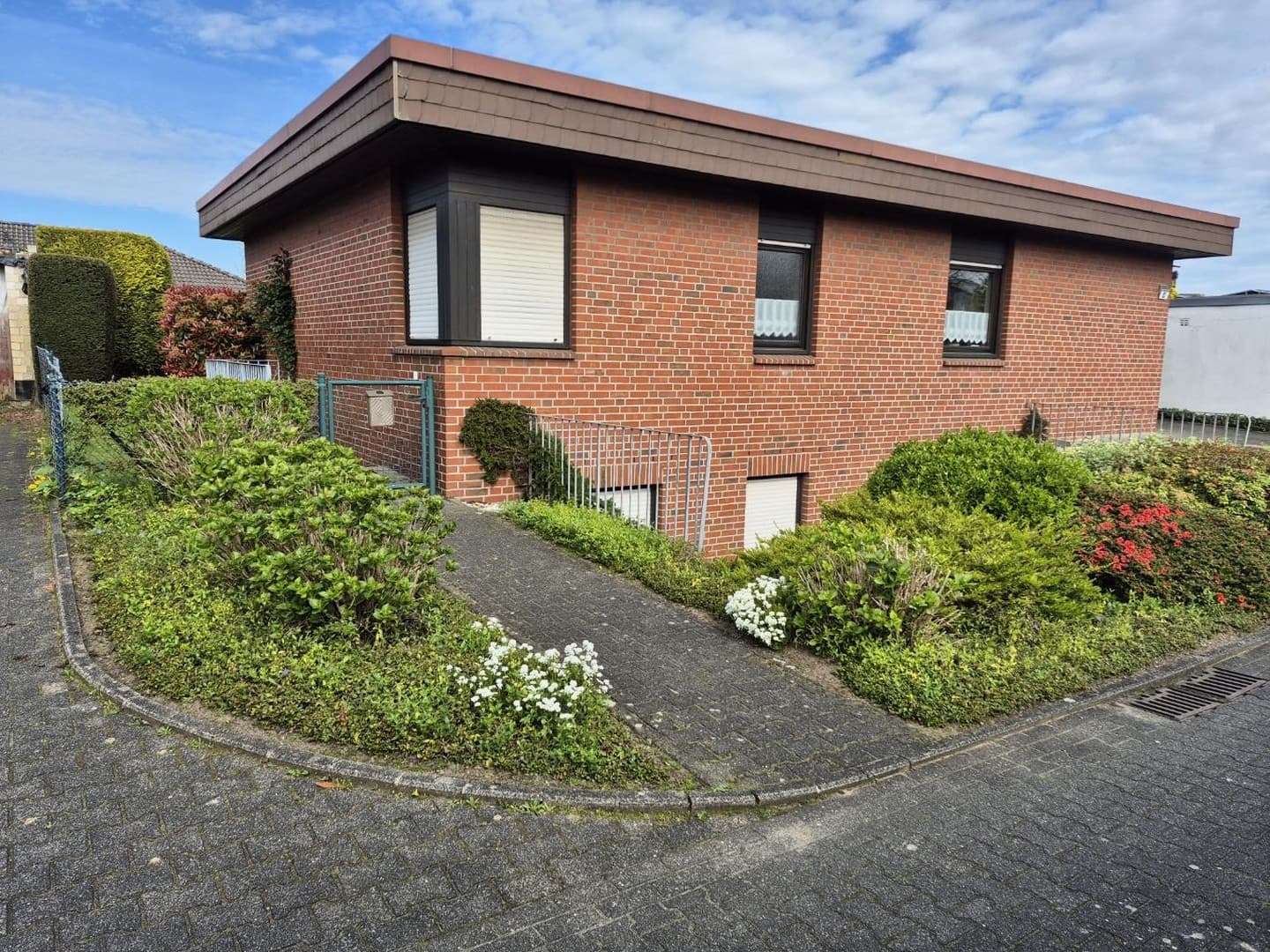 Gepflegter Bungalow mit Einliegerwohnung auf Erbpacht-Grundstück in Alt-Marl ohne Maklergebühren