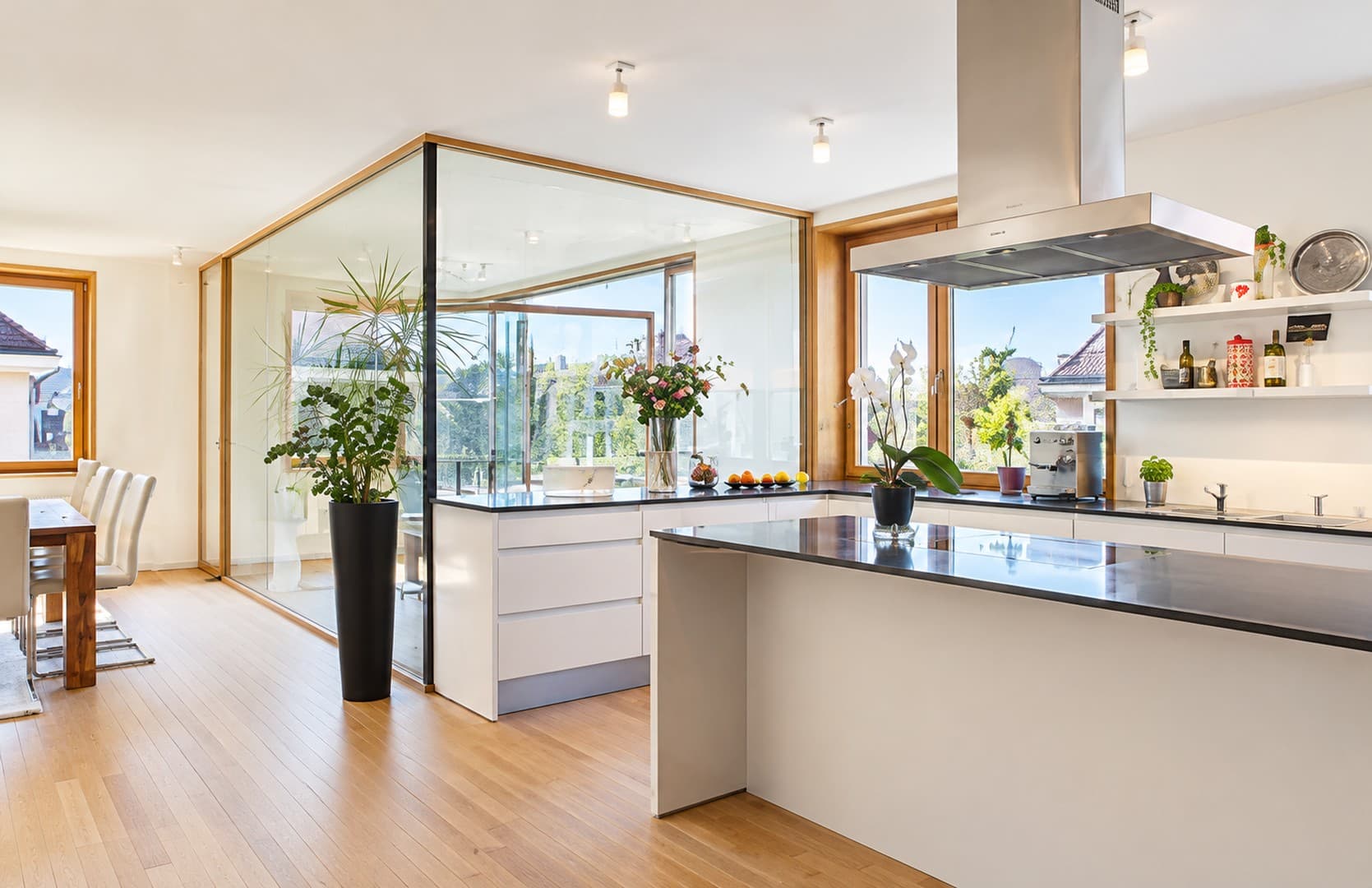 Außergewöhnliche, exklusive 6 Zimmer Wohnung in München/Schwabing