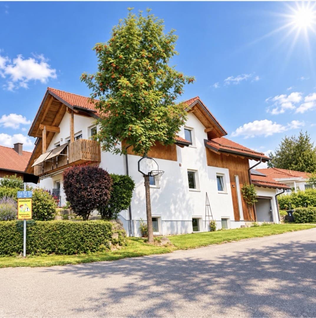 Provisionsfreies großzügiges Einfamilienhaus 195m2 Wohnfläche, 6 Zimmern, 3 Bädern, Doppelgarage