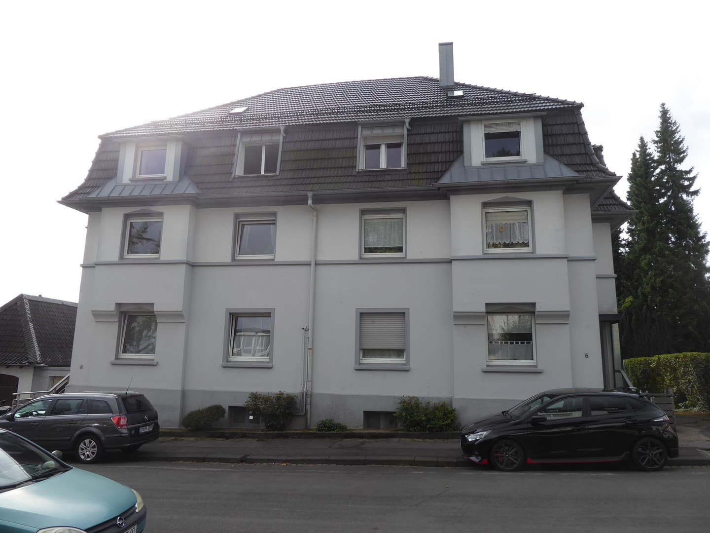3 Zimmer Wohnung mit Terrasse für maximal 3 Personen in guter Wohnlage von Gräfrath.