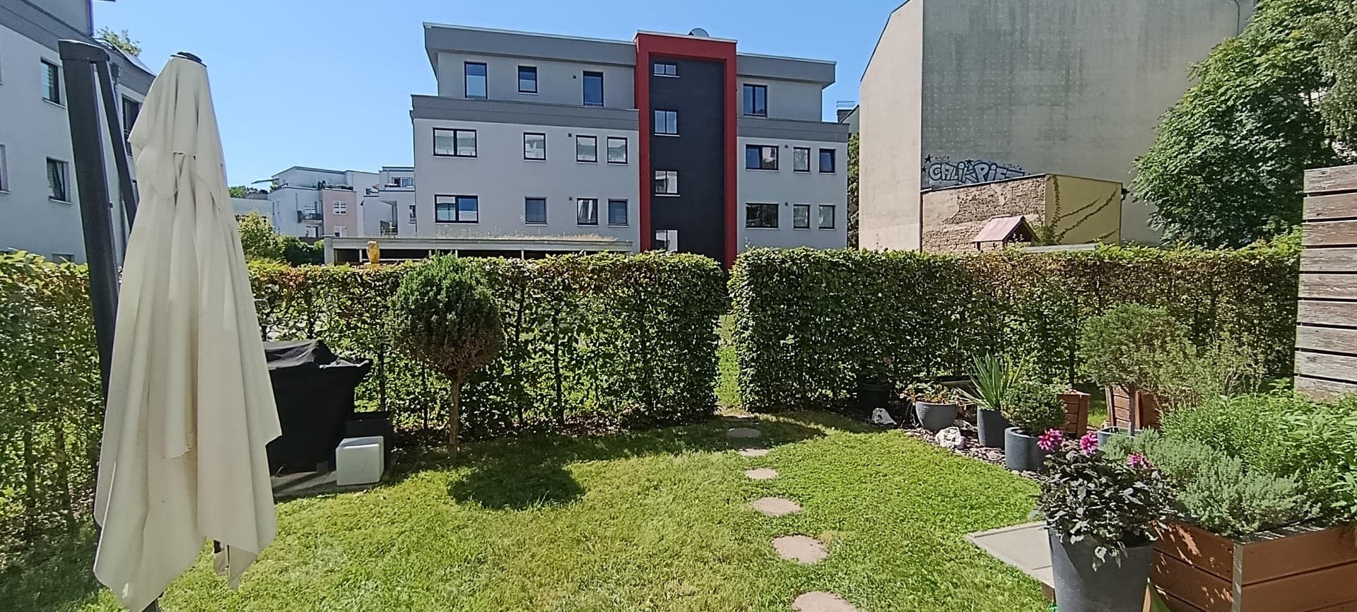 Provisionsfrei: Bezugsfreie Gartenwohnung (Bj. 2014) mit SW-Terrasse – Neue Heizung