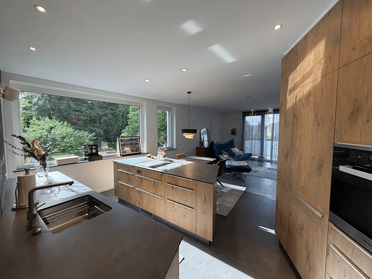 Exklusiv möblierte Wohnung Bj. 2018 - top Lage Öhringen Nord