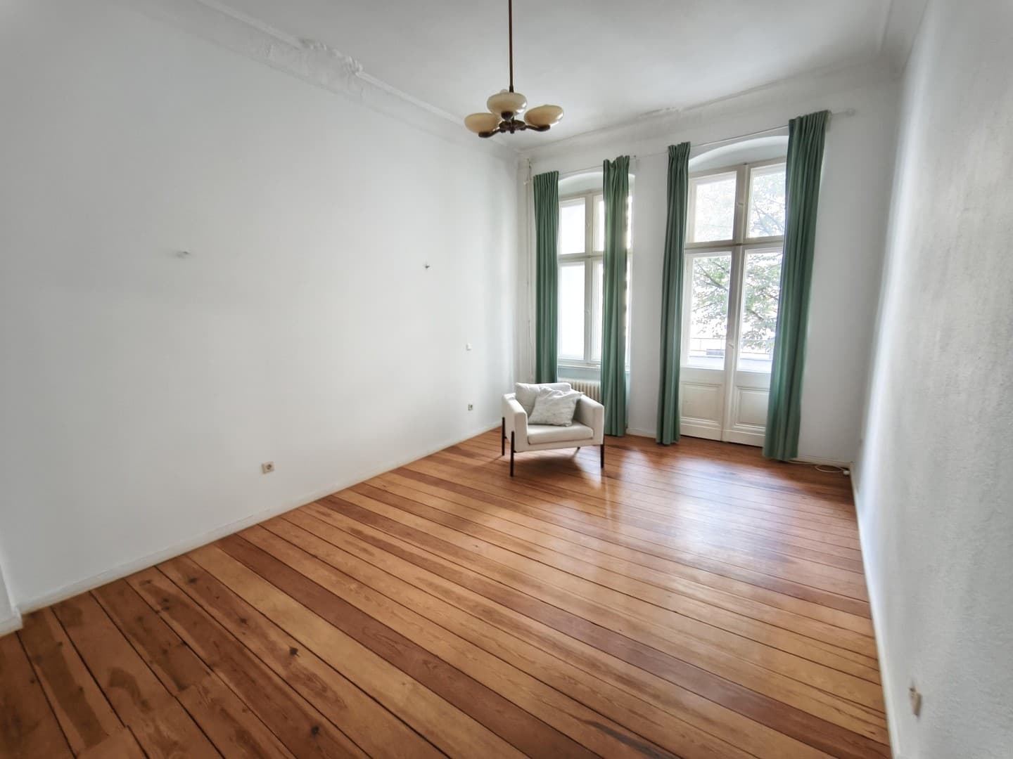 Provisionsfrei in Neukölln: 3-Zimmer-Wohnung am Tempelhofer Feld & nah am Schillerkiez