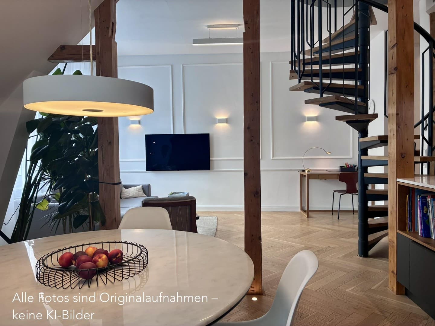 Einziehen & wohlfühlen – stilvolle Altbau-Maisonette mit Stellplatz im Östlichen Ringgebiet