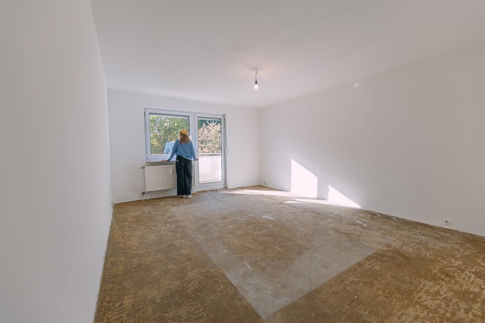 Sofort frei: Helle 3-Zimmer-Wohnung mit Westloggia ins Grüne, Aufzug und TG-Stellplatz