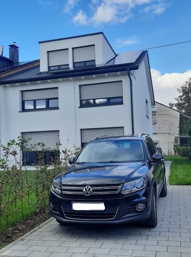 Hochwertig modernisiertes Einfamilienhaus in begehrter, stadtnaher Lage (provisionsfrei, Erstbezug)