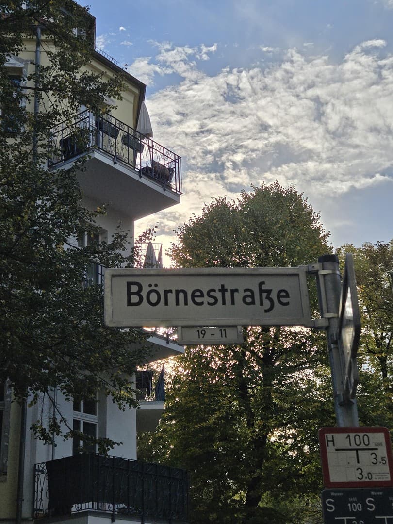 Bezugsfreie renovierte Wohnung Berlin-Weißensee 2 Zi / 67 m2