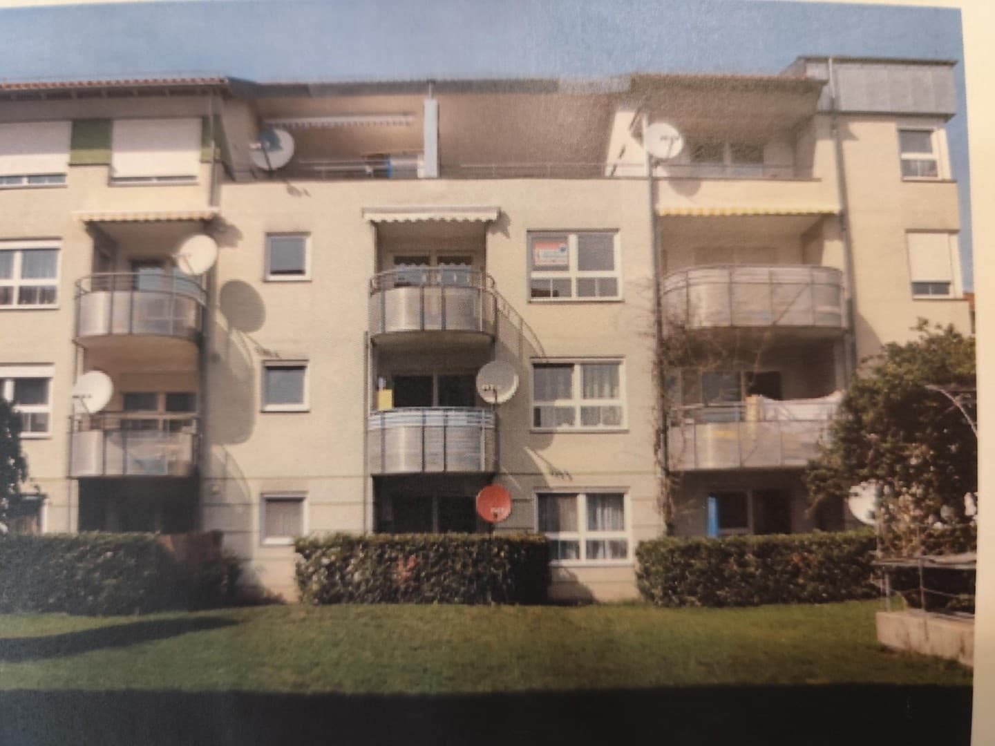 Helle 2-Zimmer-Wohnung mit Balkon, EBK in zentraler Lage (Taläcker)