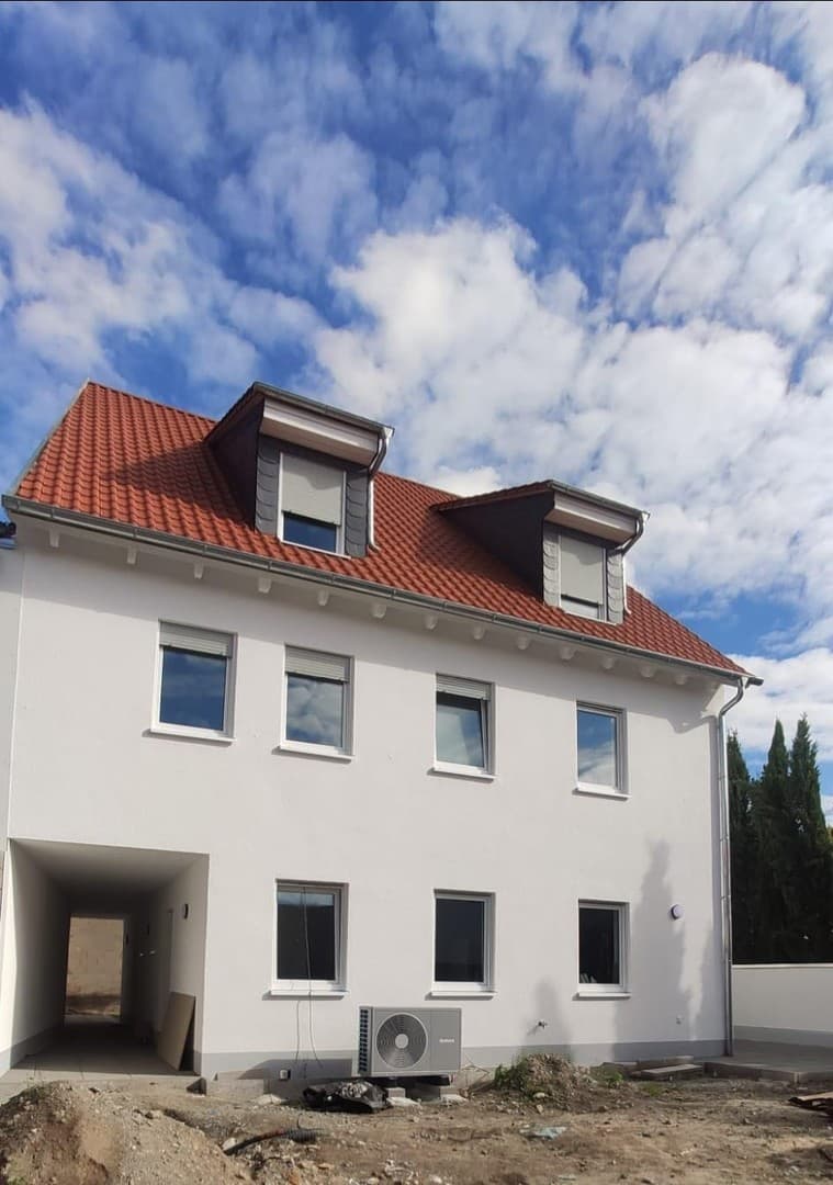 Neubau Erstbezug Doppelhaus Trebur von privat