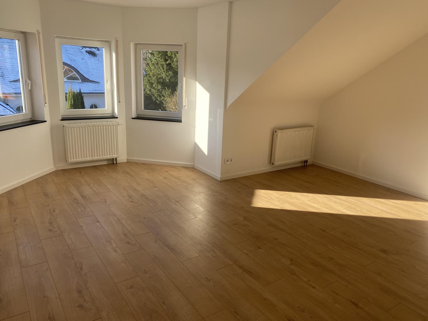 Gemütliche & helle 3-Zimmer-Wohnung in ruhiger Spielstraße (Von Privat – ohne Maklerprovision!)
