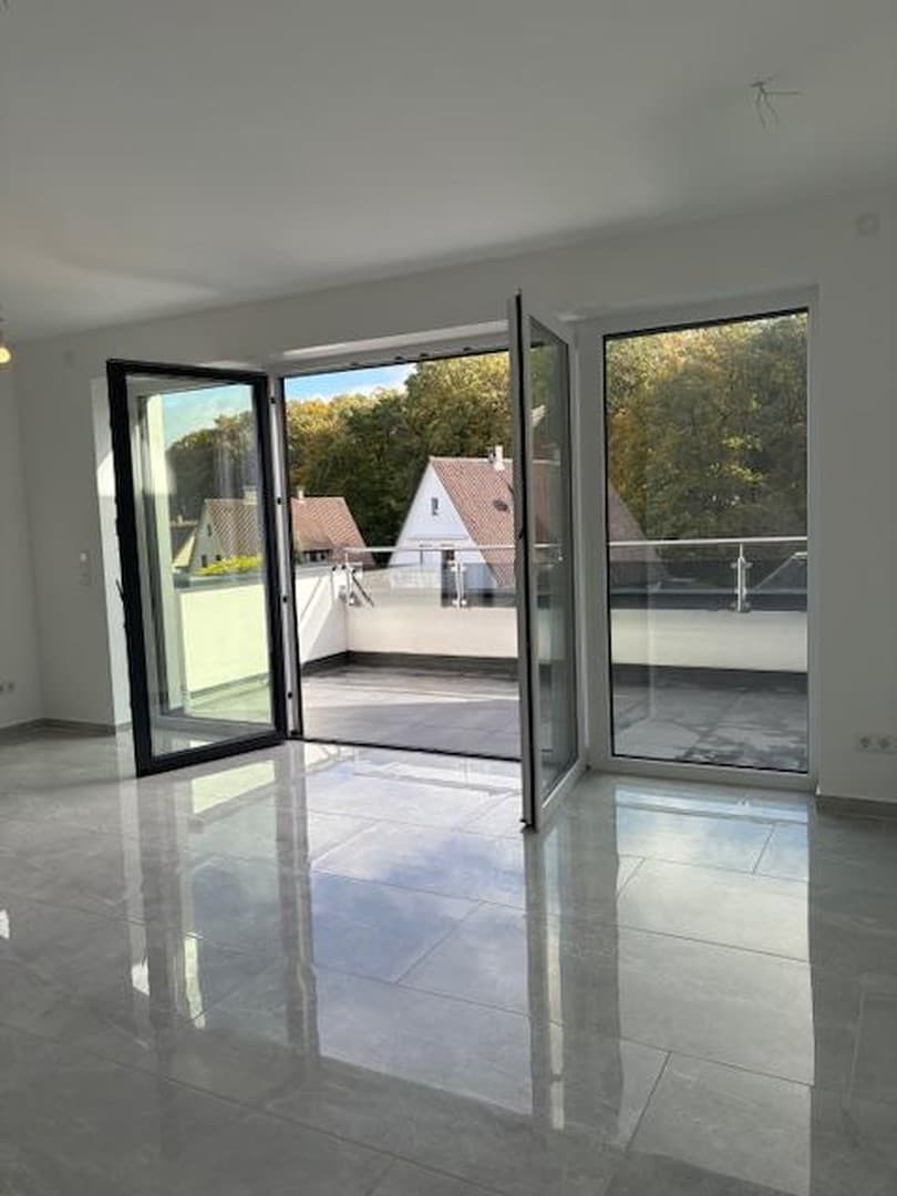 2 stilvolle helle 2-Zi. Wohnungen mit Balkon und Tiefgarage in Melle zu vermieten