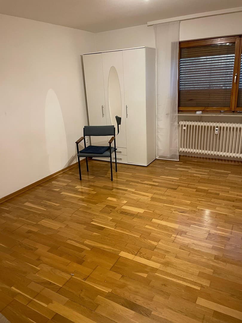 2 Zimmer Wohnung im Keller in Heidingsfeld