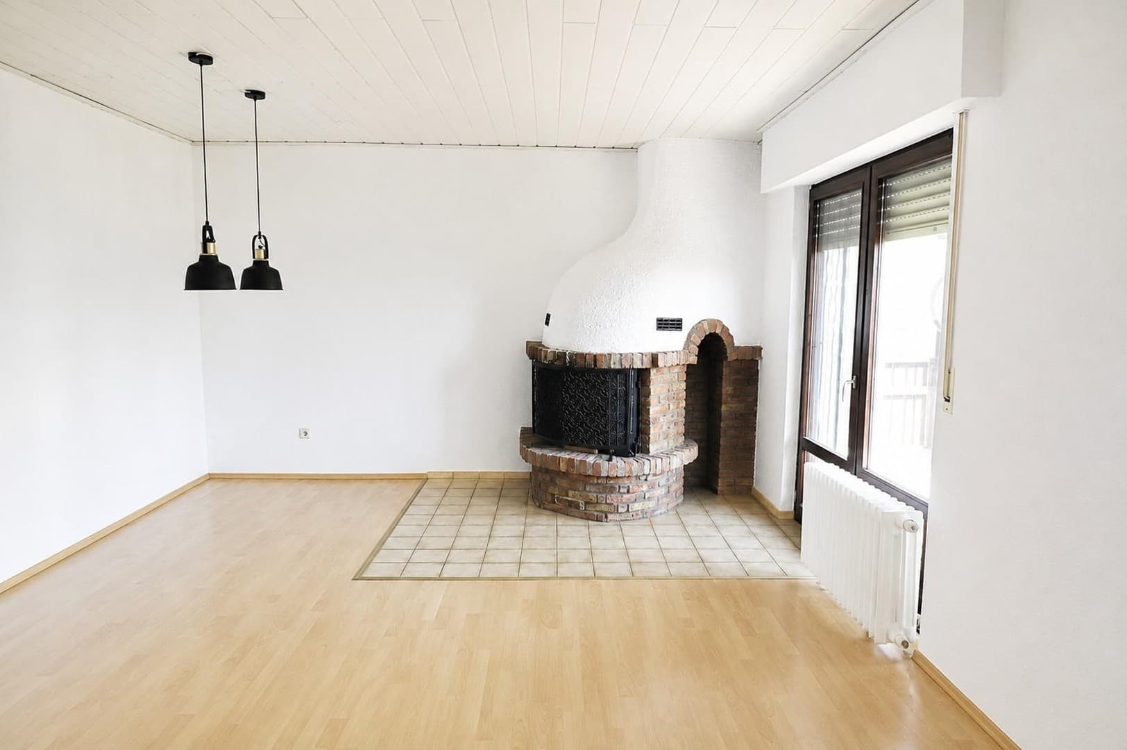 Helle 3 Zimmer Wohnung mit Balkon
