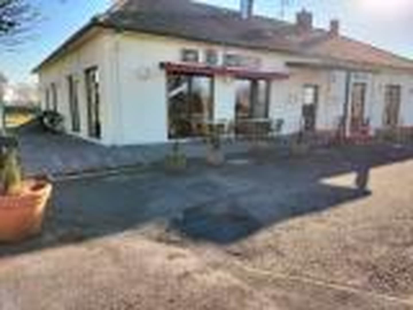 Wohn- Geschäftshaus, Restaurant freistehend in Alleinlage zu verkaufen in Linnich