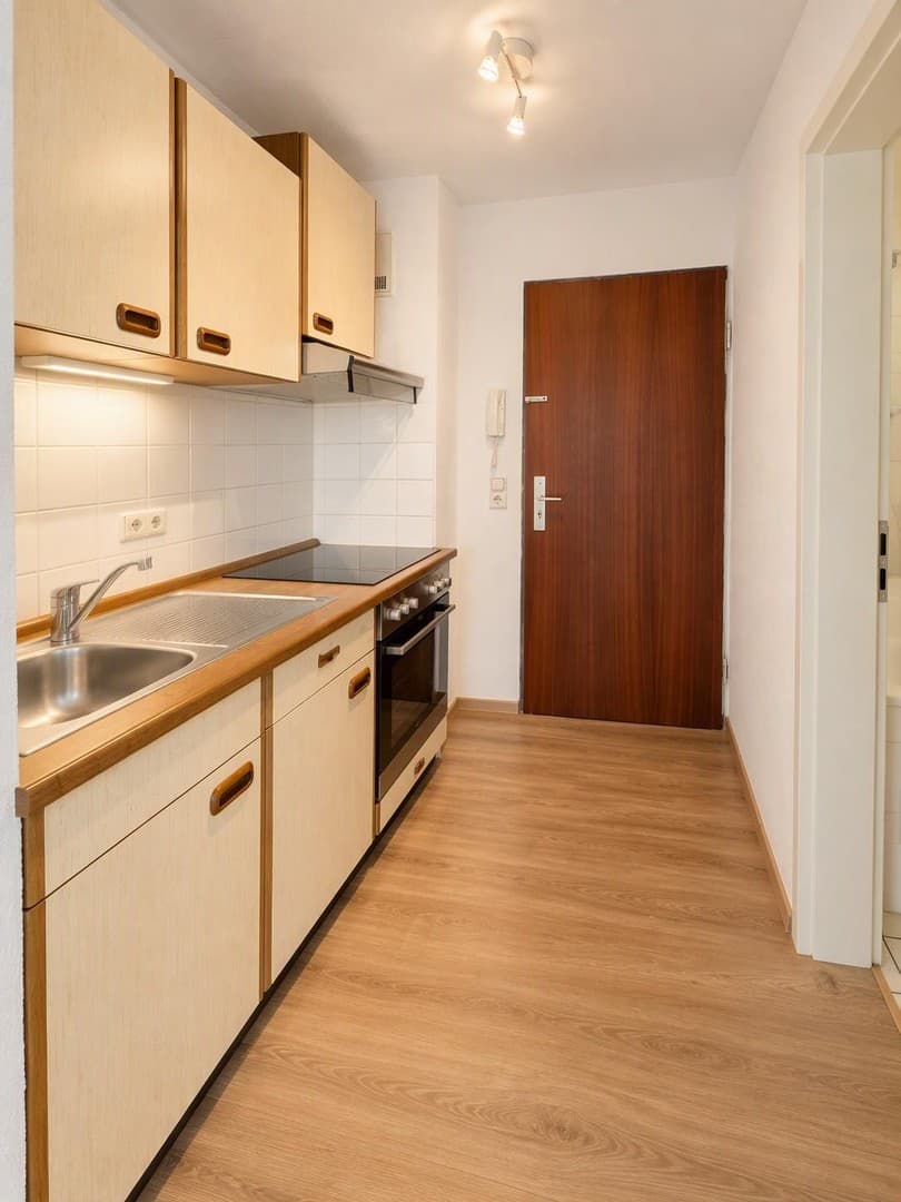 Citynah und gut Angebunden - 1 Zimmer EG-Wohnung mit Balkon, TG-Stallplatz in HN-Böckingen