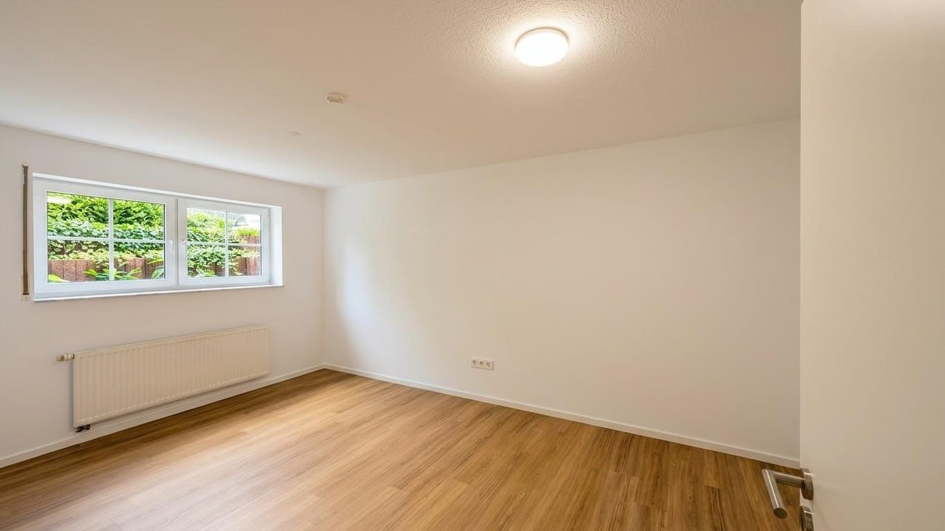 Erstbezug nach umfassender Renovierung – moderne 3-Zimmer-Wohnung mit neuer Einbauküche in Frechen