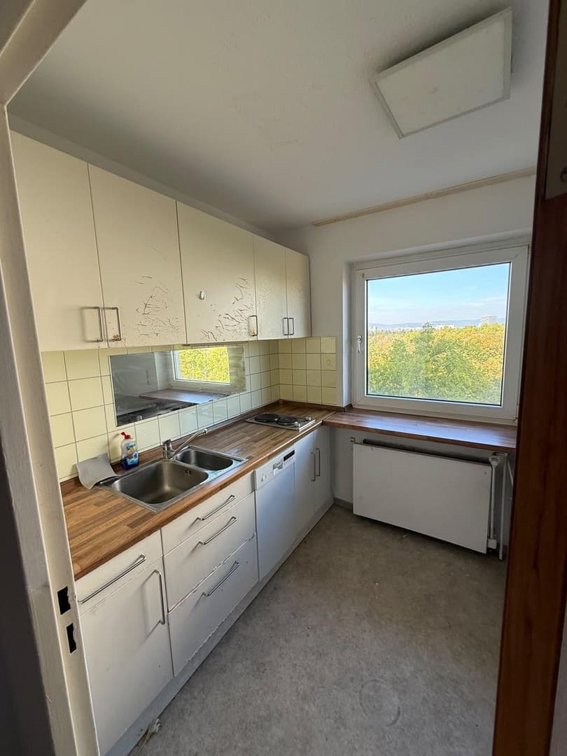 Helles 40 m² Appartement mit separater Küche, schönem Ausblick und Badewanne in Mainz Oberstadt