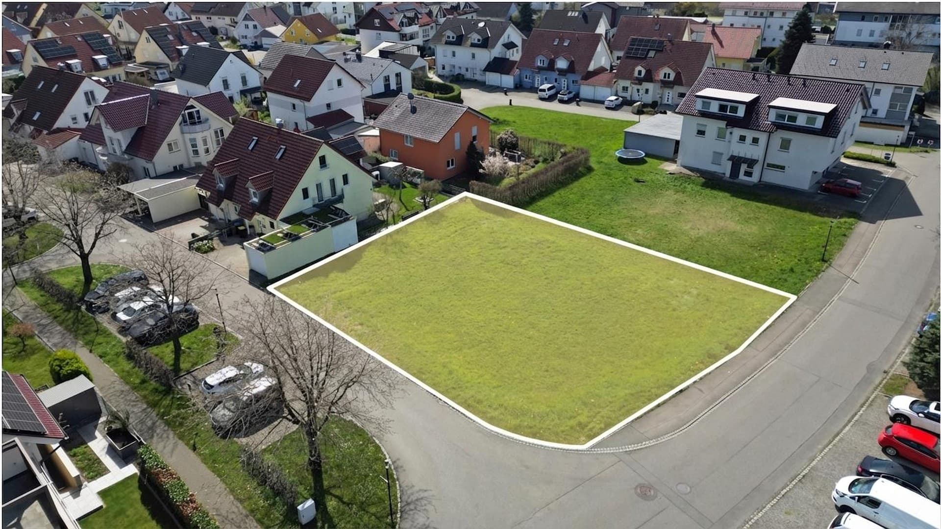 Wohnen & Arbeiten in Kressbronn – genehmigtes Eckgrundstück