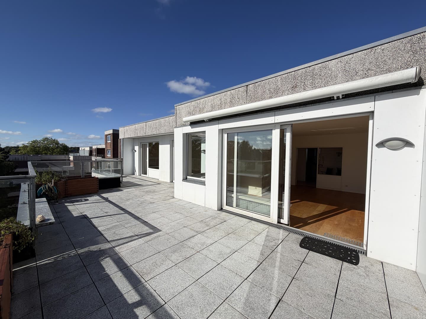 Penthousewohnung mit großer Dachterrasse und Fördenähe von Privat