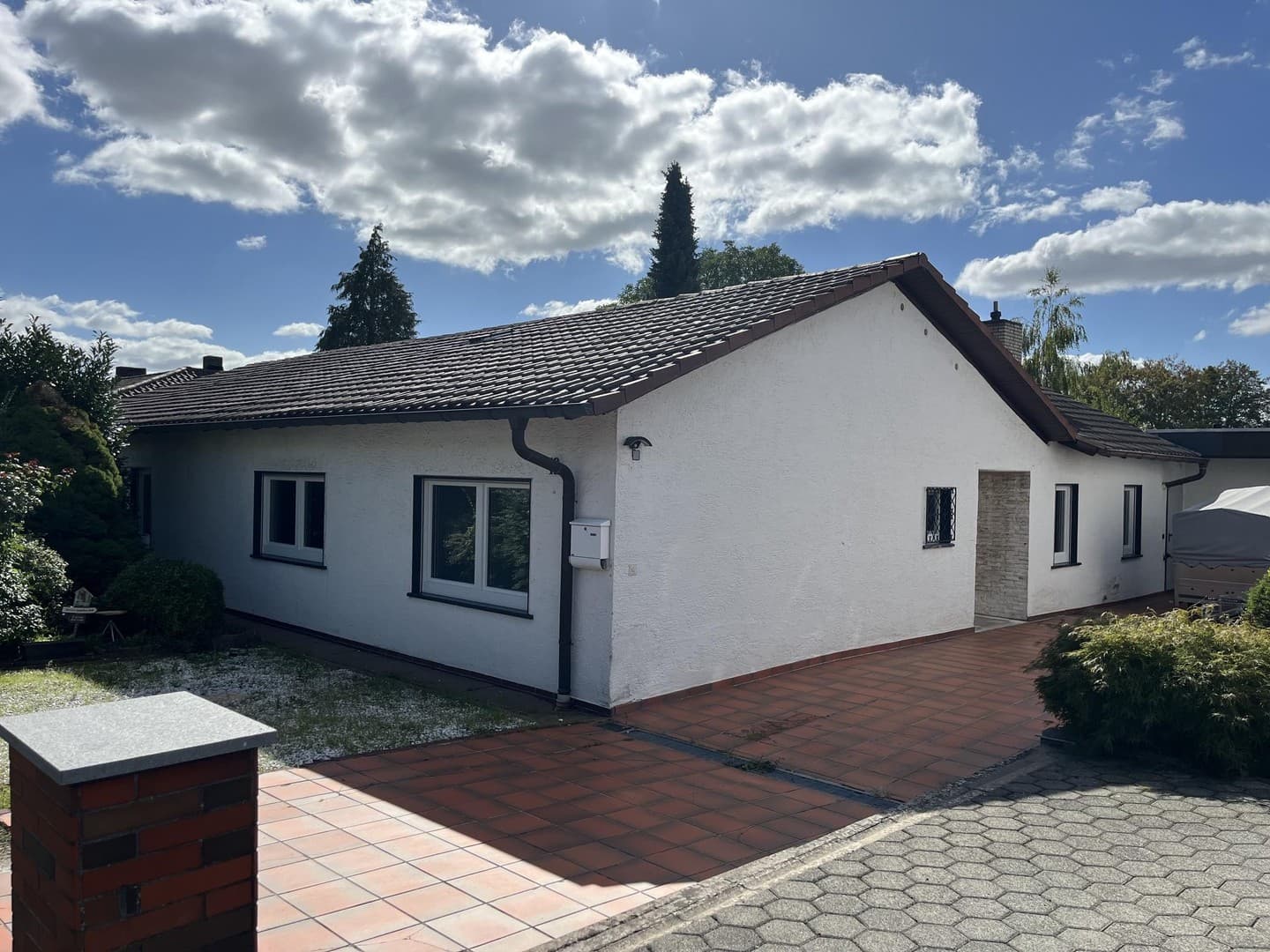 Bungalow mit Garten