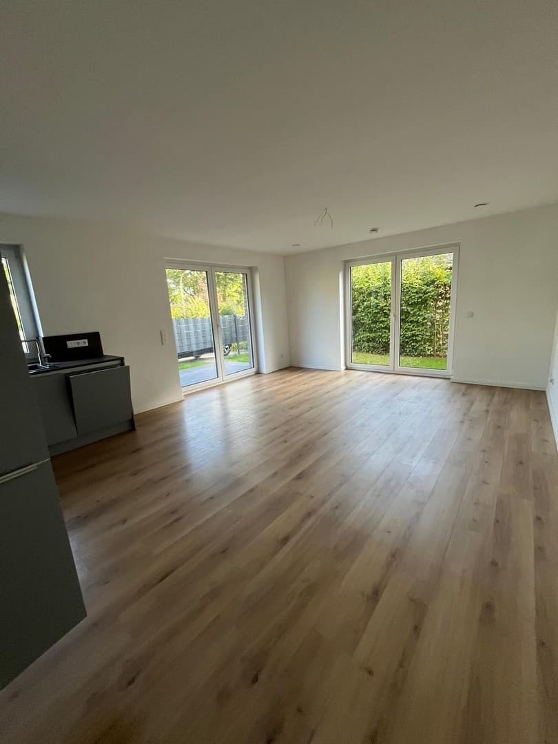 Helle 2-Zimmer-Wohnung mit Terrasse in Hamburg Bramfeld