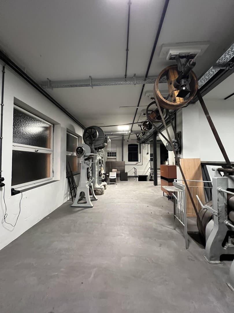 Ein besonderes Gebäude mit Geschichte! Büro, Loft, Atelier, Ausstellung
