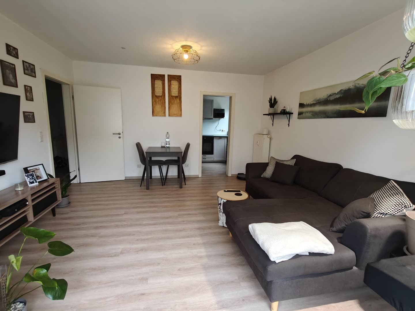 Ebenerdige 2-Zimmer-Wohnung mit Balkon & Stellplatz