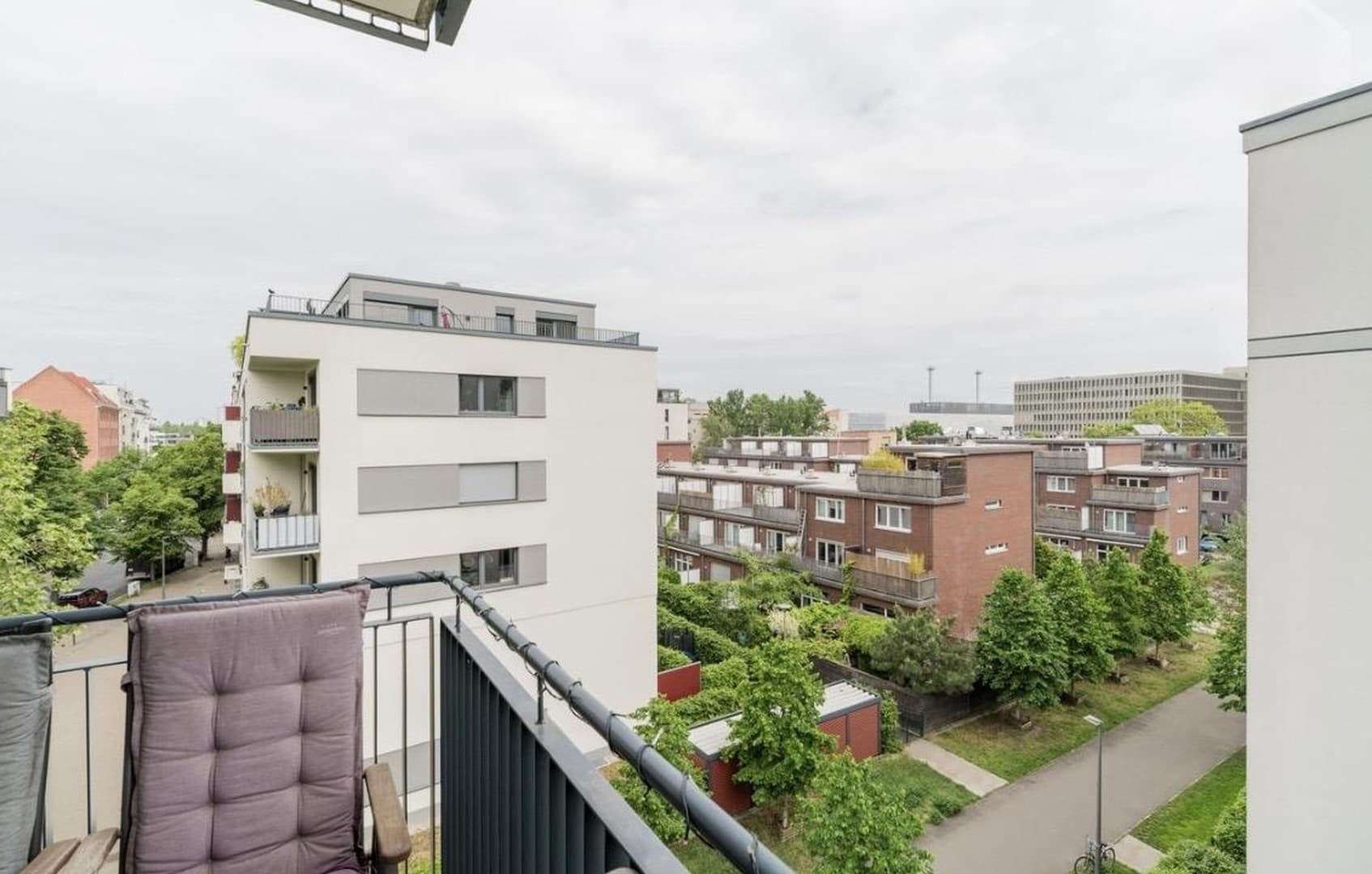 Helle, voll möblierte 3-Zimmer-Wohnung in Berlin-Mitte