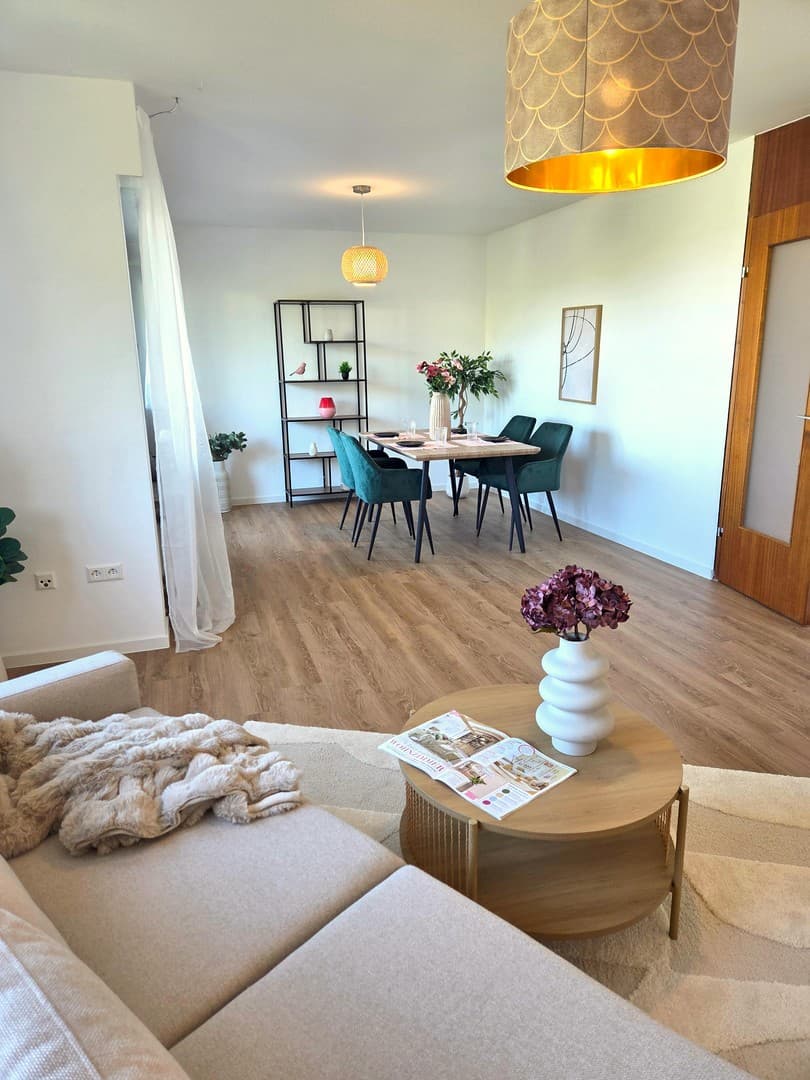 Moderne 4 Zimmer Wohnung zum Wohlfühlen