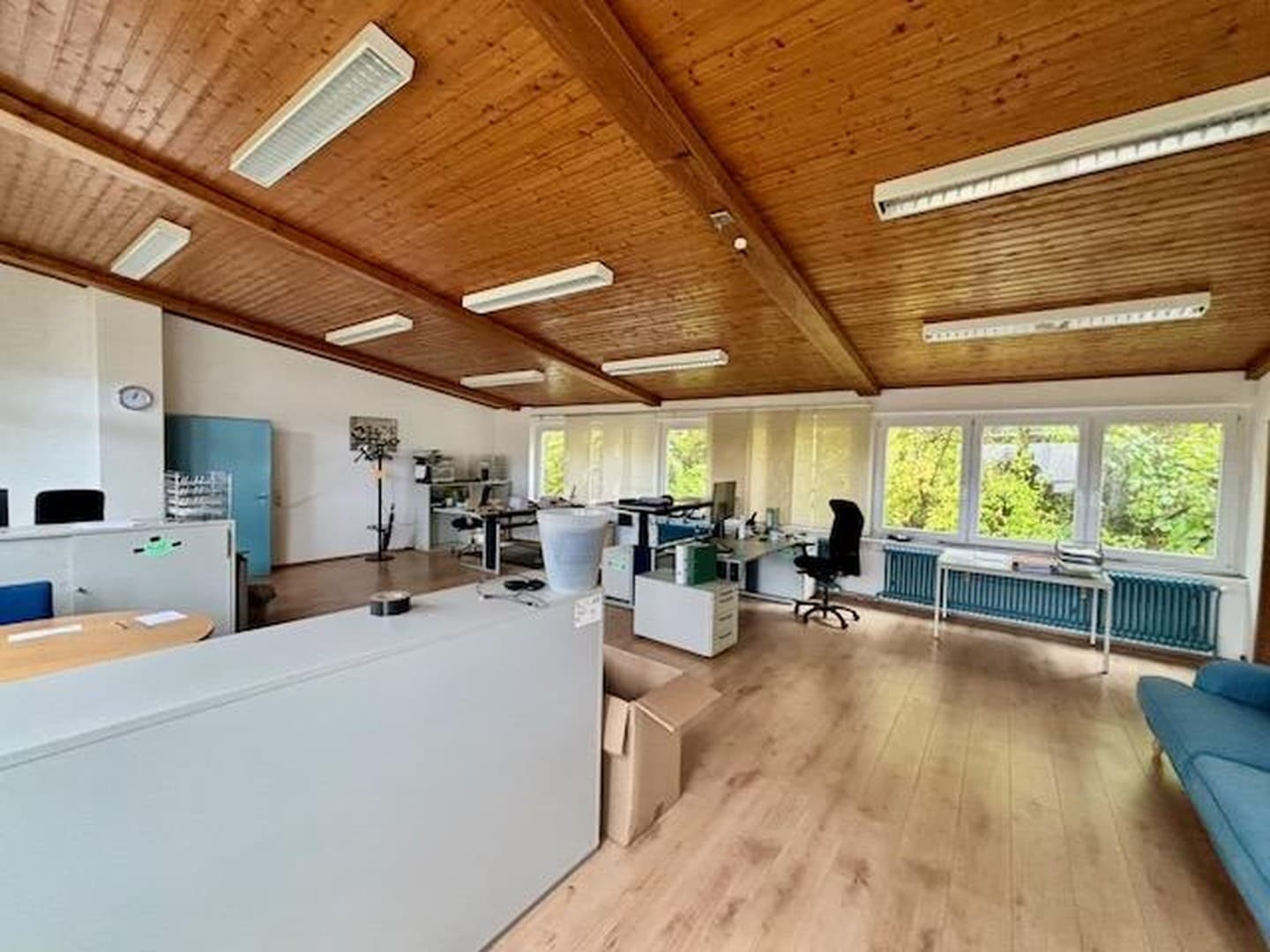 Besonderes Loft-Büro 130m² + Garten + IT-Verkabelung | Böblingen-Ost | provisionsfrei