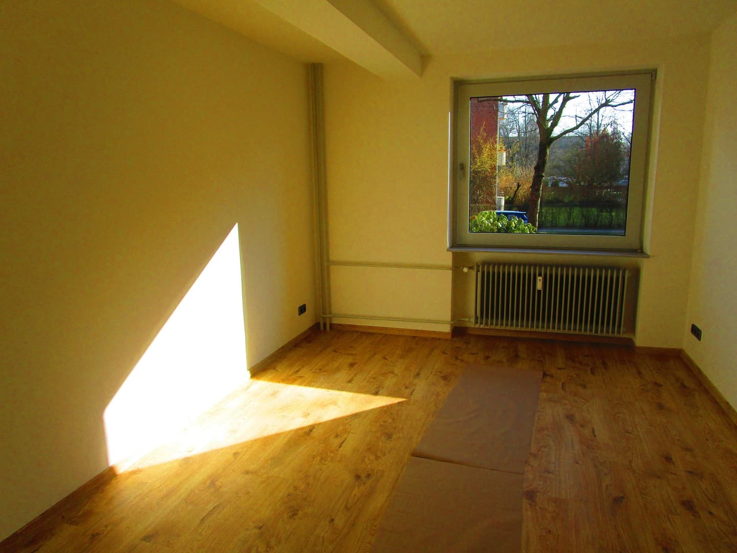 Sanierte, attraktive 1-Zimmer-Hochparterre-Wohnung in Eilbek-Gluckstraße
