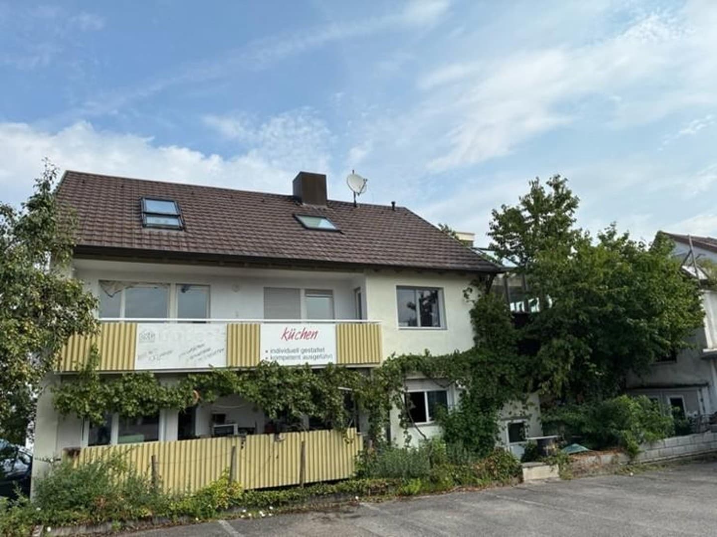 Gewerbeobjekt - Zweifamilienhaus und Gewerberäume