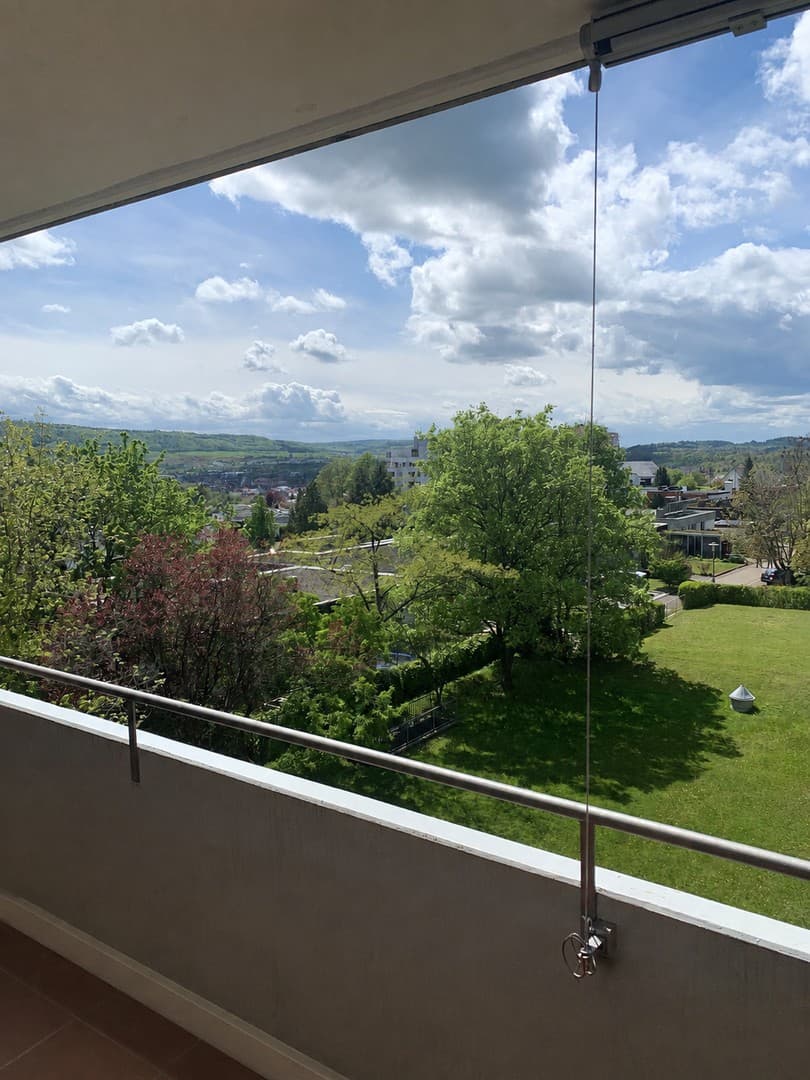 Wohnen mit Weitblick über Aalen | Modernisierte 3,5-Zimmer-Wohnung mit großem Westbalkon und Aufzug