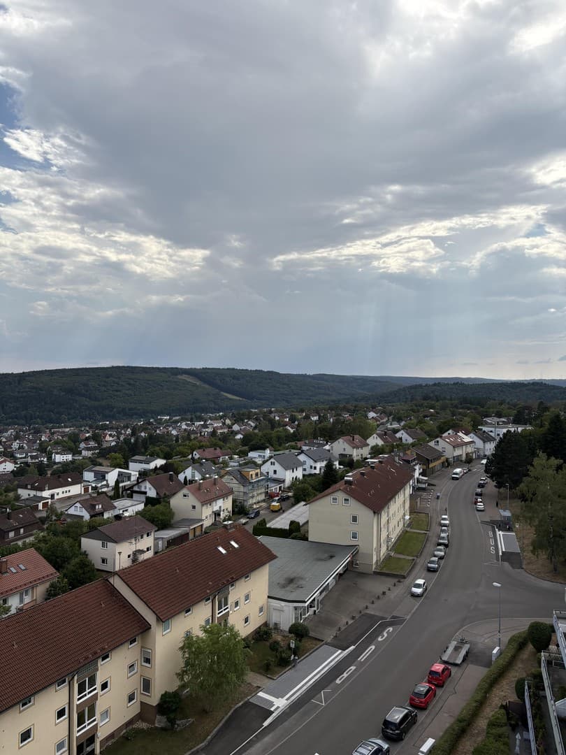 Sonnige 1 Zimmer Wohnung mit Panoramablick über Heidenheim zu verkaufen