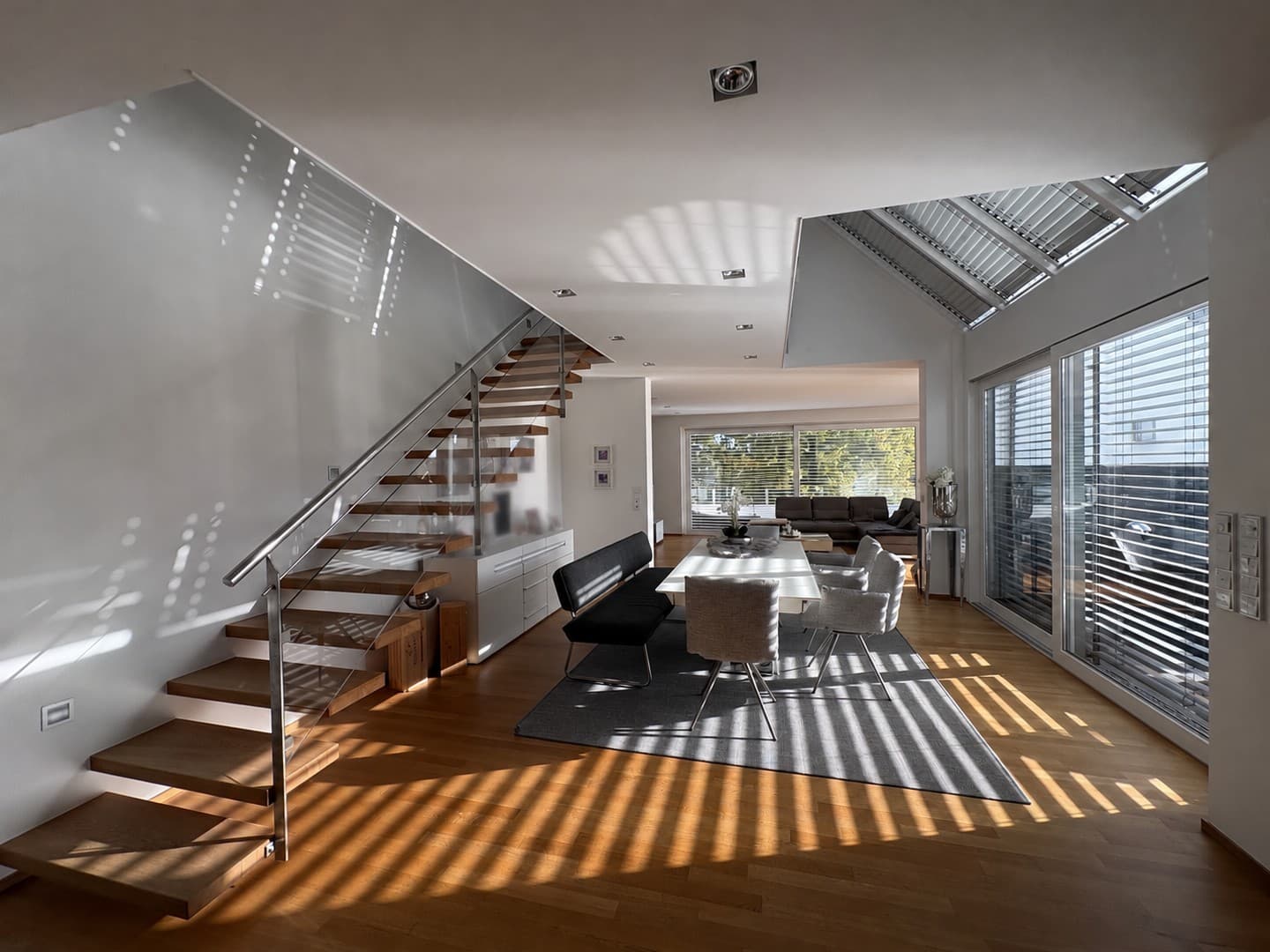 Architekten-Luxus auf 2 Ebenen – 193 m² Design-Maisonette in Bestlage