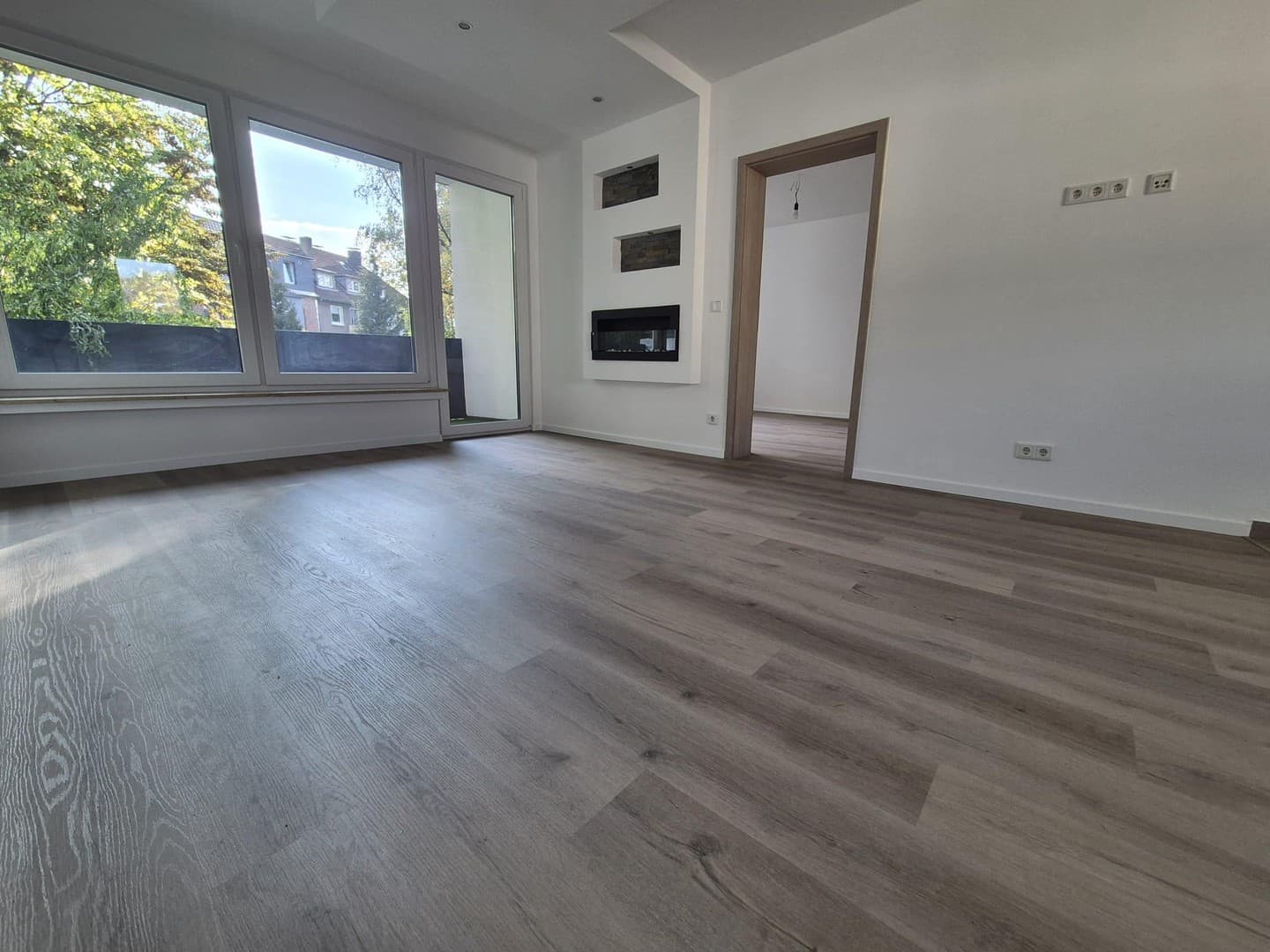 Erstbezug nach Kernsanierung! 3-Zi. mit Balkon