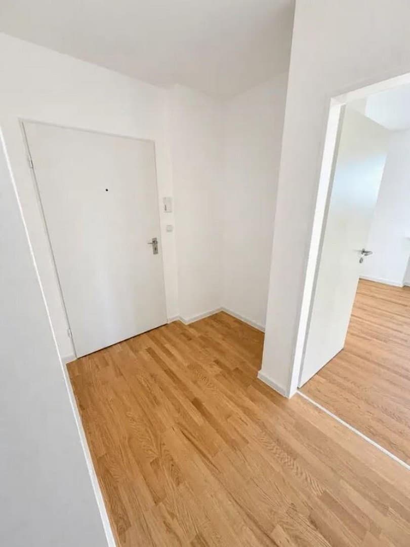Modernisierte 1-Zimmer-Wohnung mit balkon