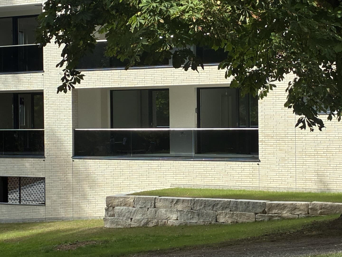 Neubauwohnung am Park - Erstbezug mit Süd Loggia Top Lage Schorndorf