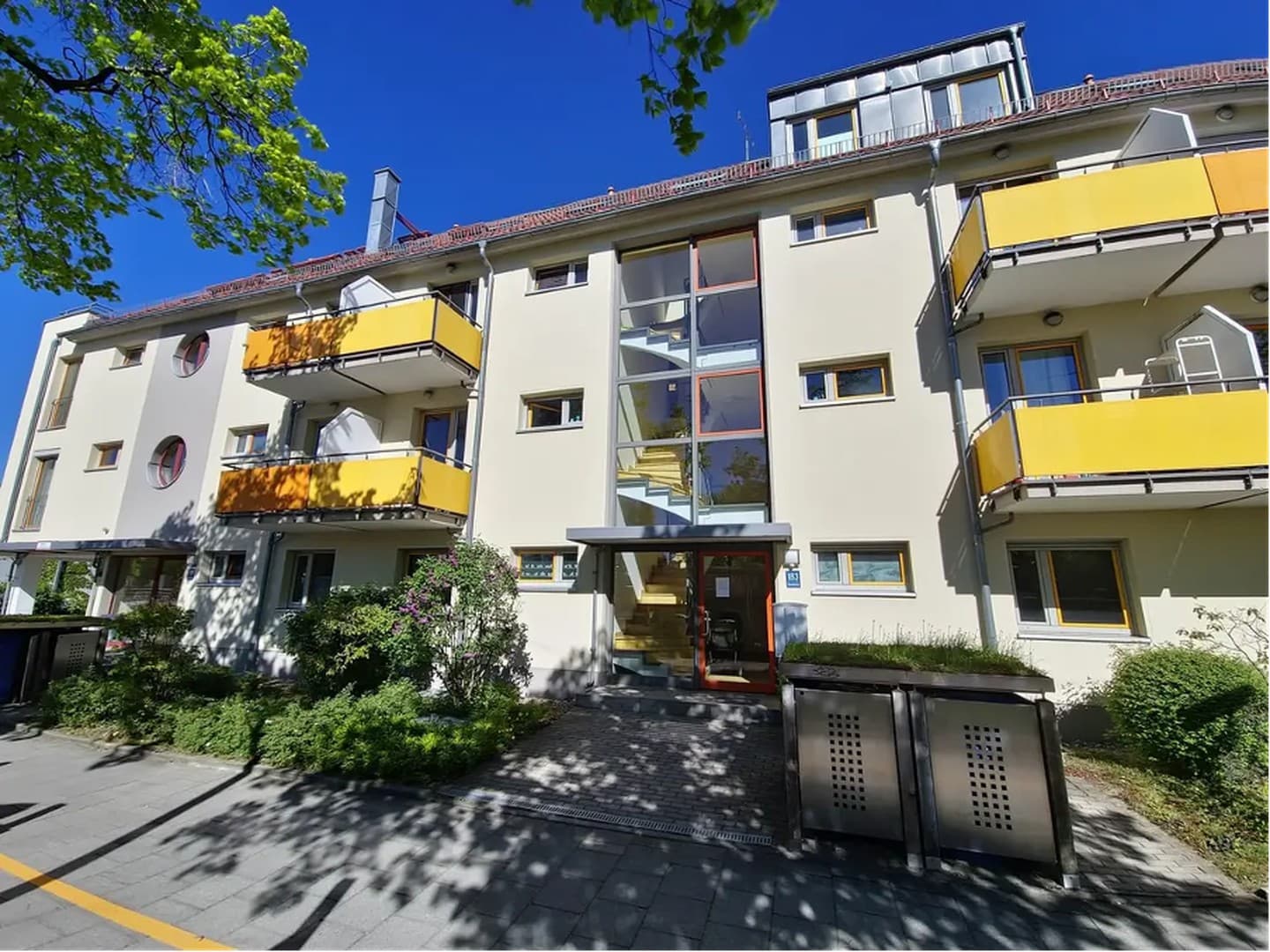 2,5 Zimmerwohnung mit Gartenanteil in München Sendling-Westpark