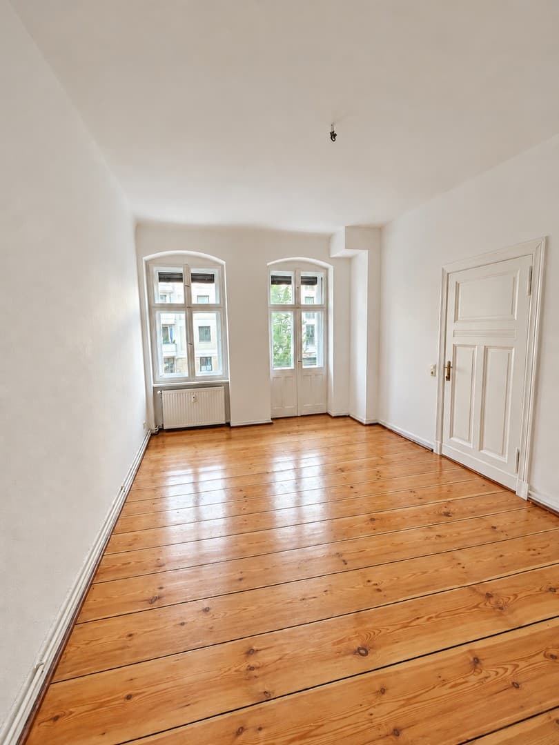 First occupancy after refurbishment close to S-Bahn/Regionalbahn