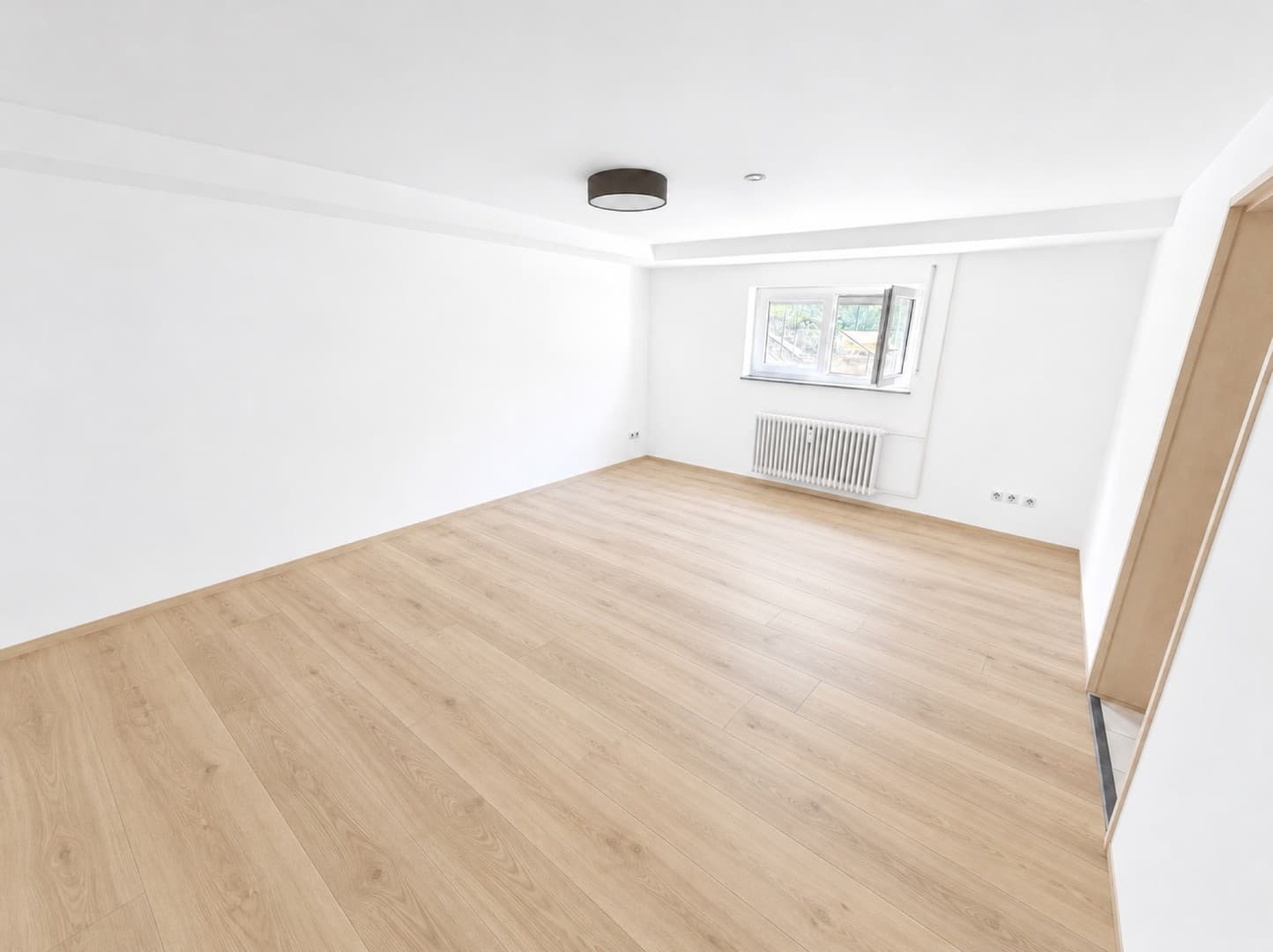 Großer Garten: 4 Zimmer, 108 m², renoviert 2026, provisionsfrei