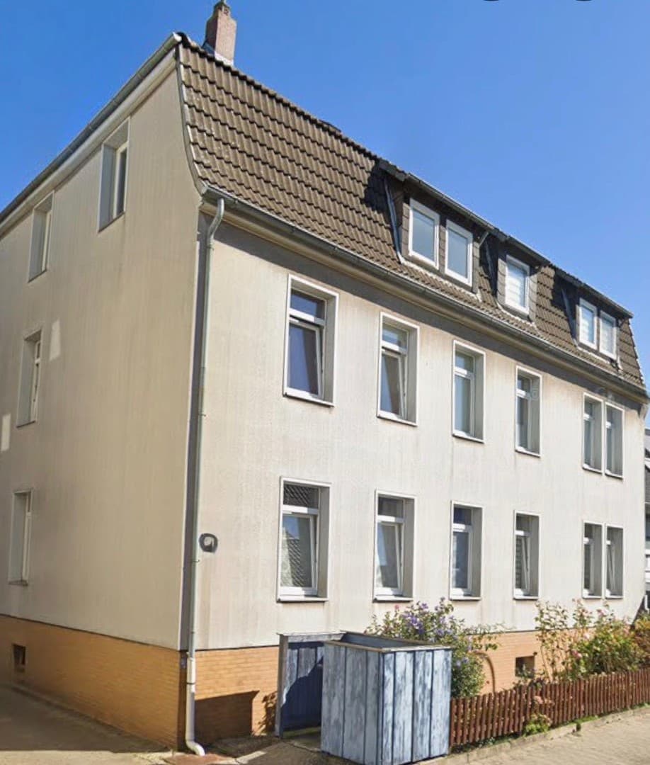 Solides Mehrfamilienhaus in Westercelle