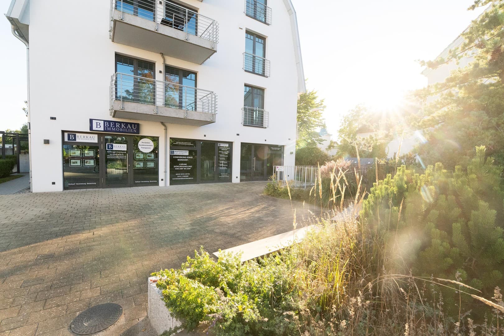 Hochwertige modulare Gewerberäume in Büro-/Praxisgemeinschaft - einzeln oder zusammen zu vermieten