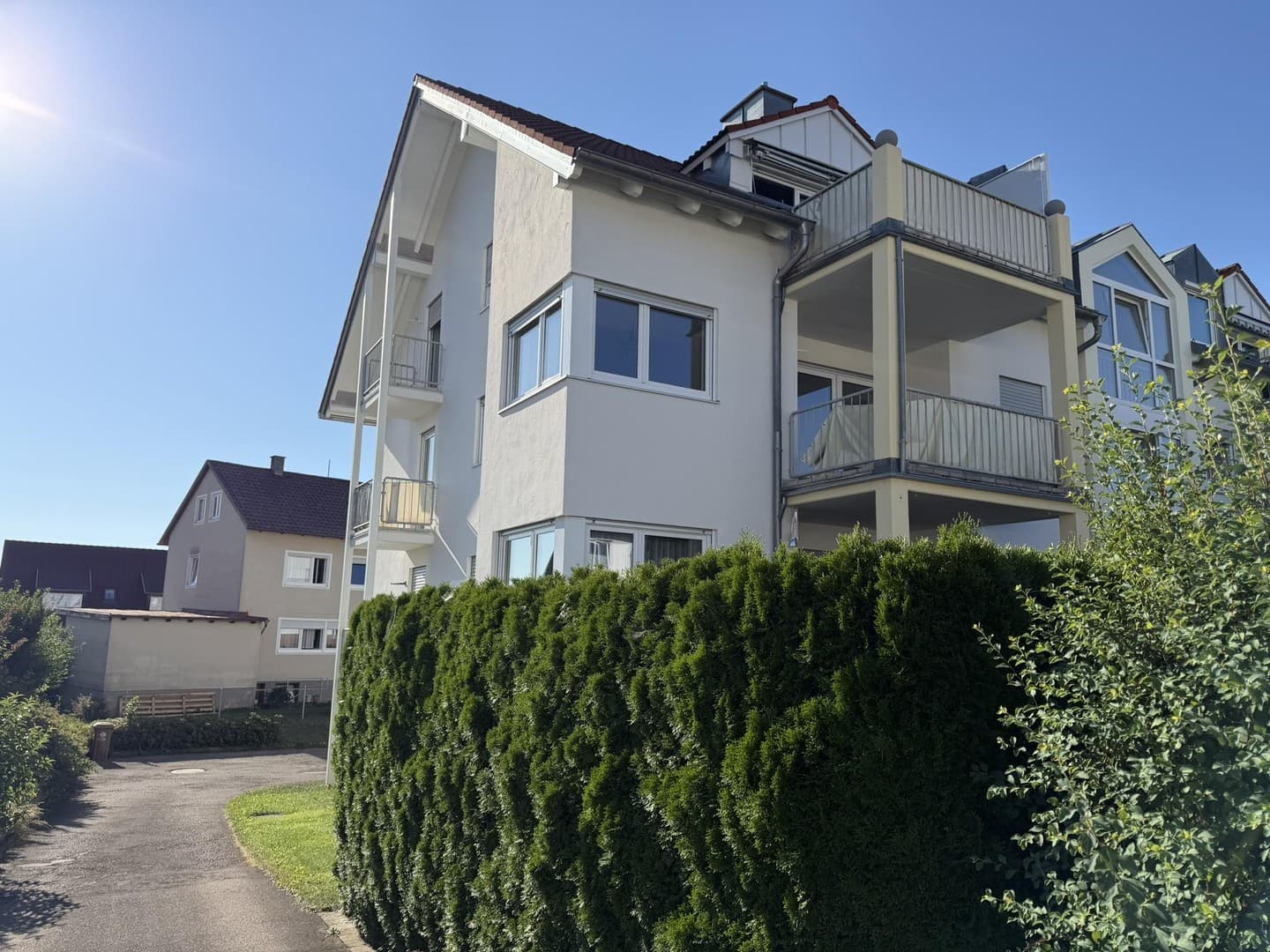 Hochwertig sanierte 3,5 Zimmer ETW mit Garage in ruhiger Wohnlage in Ottobeuren/Allgäu
