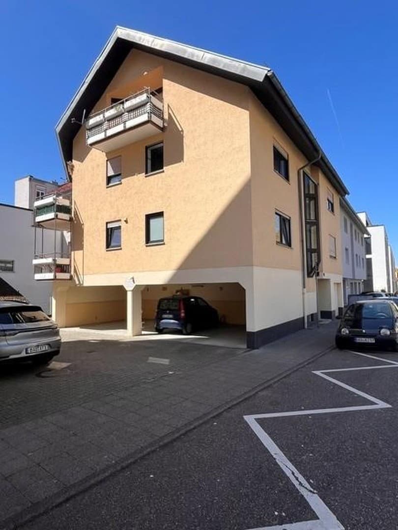 Baden-Baden Zentrum Top Sanierte 2 Zimmerwohnung