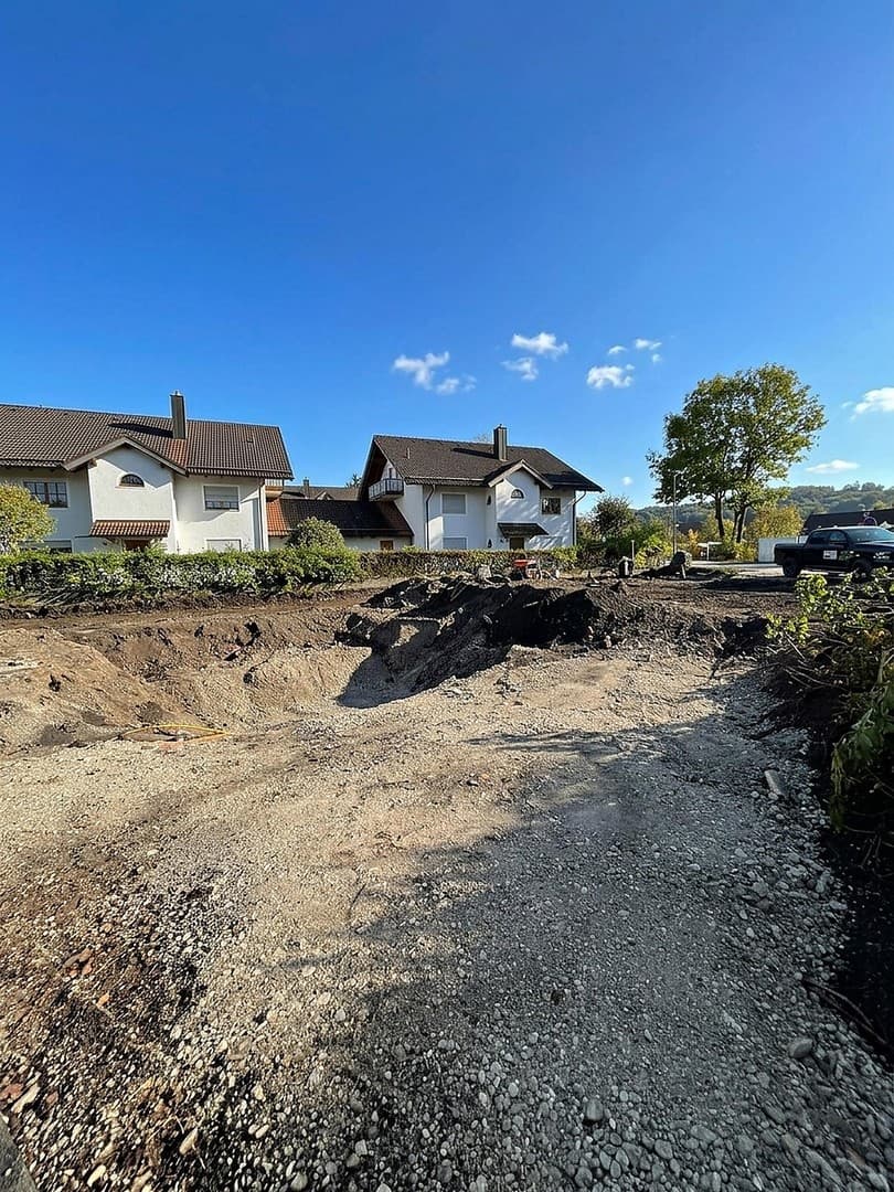 Baubeginn erfolgt! Modernes Eckhaus in ruhiger Lage von Wolfratshausen