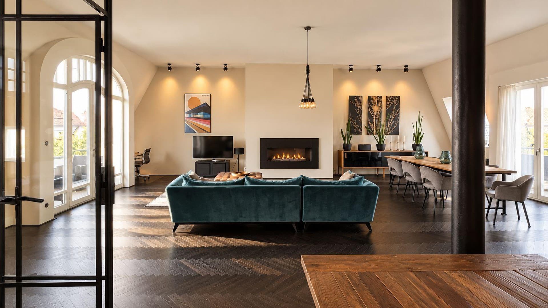 Außergewöhnliches Penthouse in Berlin-Friedenau: Architektur & Großzügigkeit auf 2 Ebenen