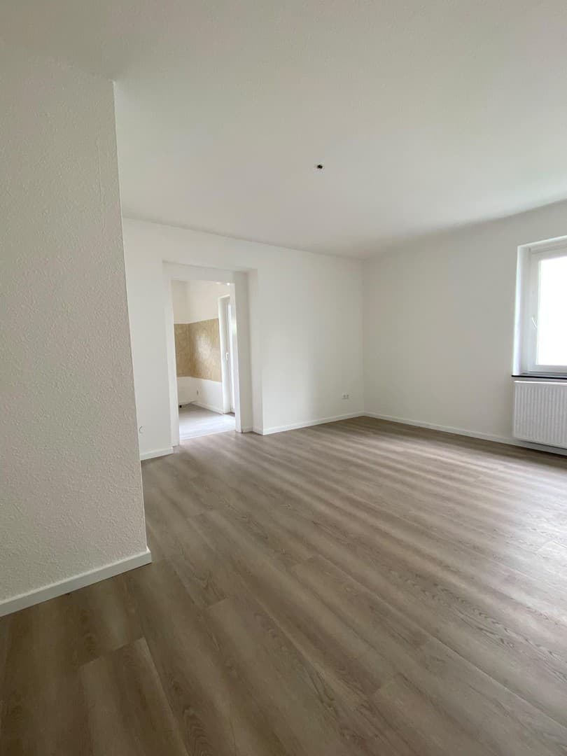 Frisch renovierte 3-Zimmer-Wohnung mit überdachtem Balkon in Dortmund-Huckarde