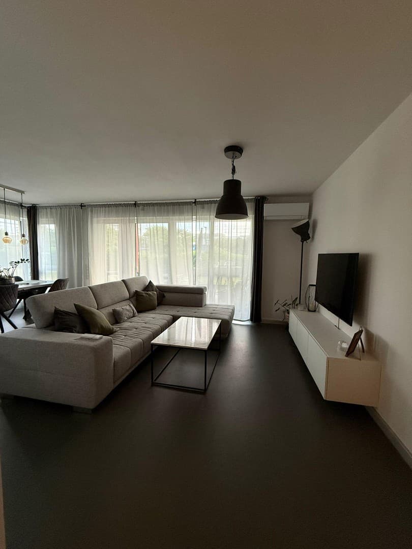 Bezugsfreie 3-Zimmer-EG-Wohnung mit Terrasse, Garten und Klimaanlage, zentral in Gaggenau